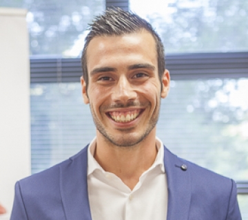 Sergio Hernández Abellán - Máster en Dirección de Empresas MBA